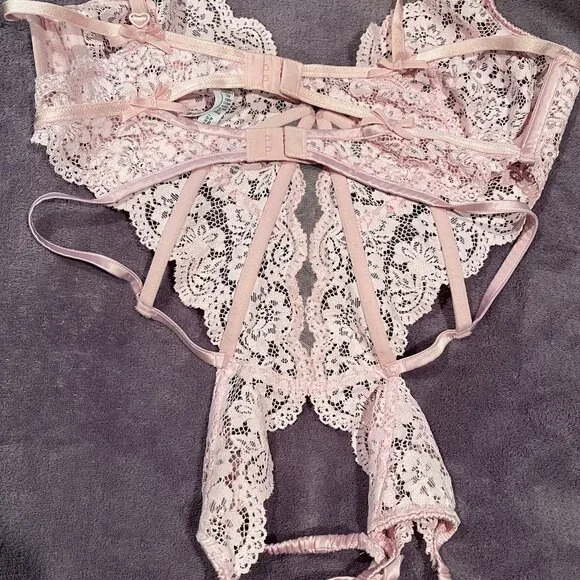 FOR LOVE & LEMONS pink one piece lingerie size XL, designed in Los Angeles - Picture 6 of 7